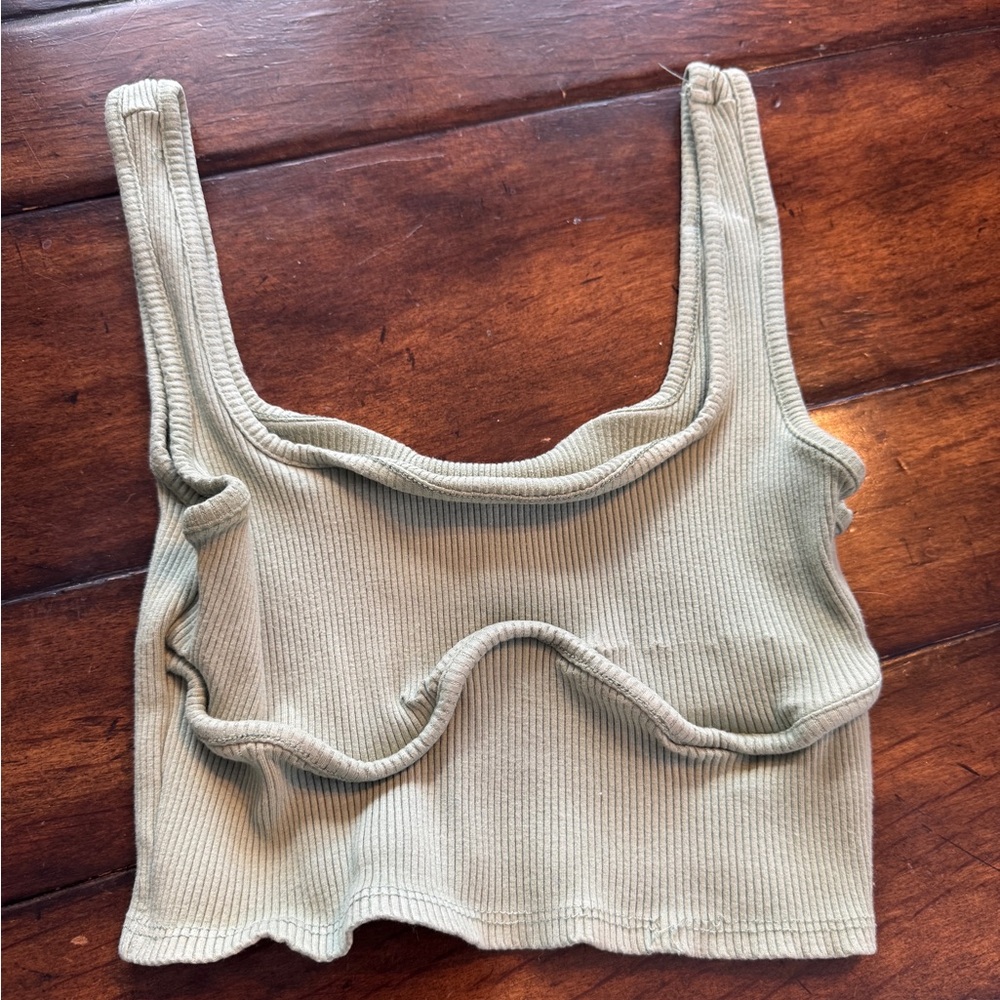 Green Tank Top- M - Picture 2 of 3